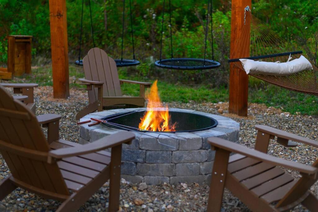 Under The Stars - Secluded, Hot Tub, Firepit, Games Βίλα Broken Bow Εξωτερικό φωτογραφία