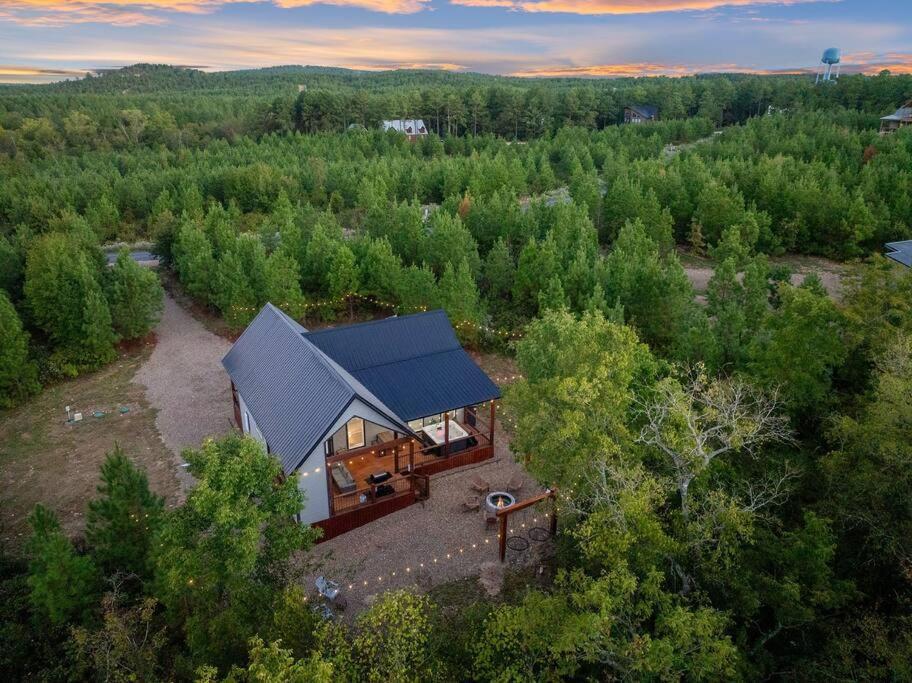 Under The Stars - Secluded, Hot Tub, Firepit, Games Βίλα Broken Bow Εξωτερικό φωτογραφία