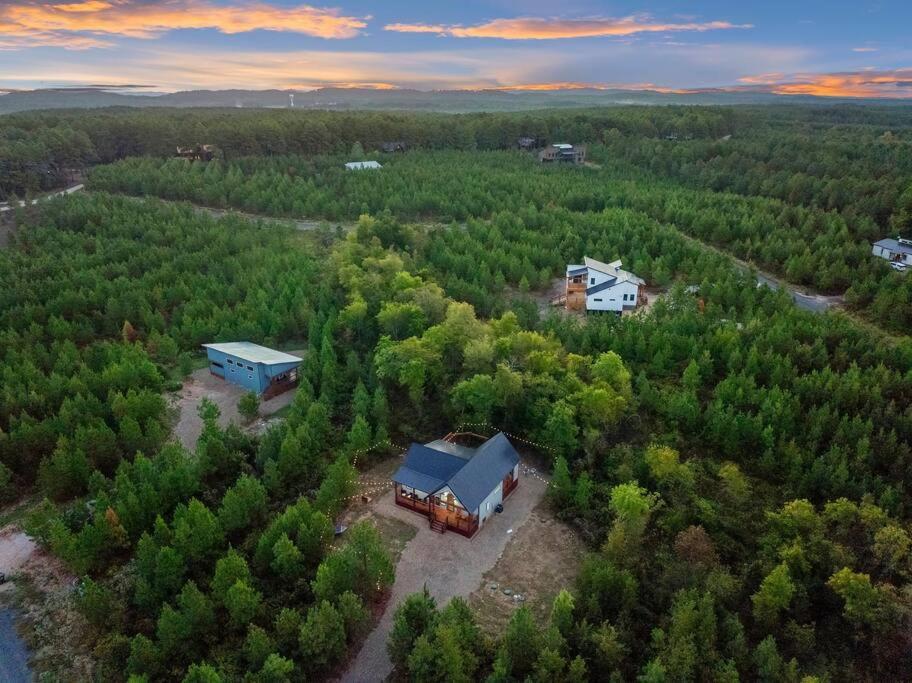 Under The Stars - Secluded, Hot Tub, Firepit, Games Βίλα Broken Bow Εξωτερικό φωτογραφία